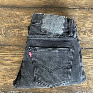Men’s Levi 512 black distressed denim
